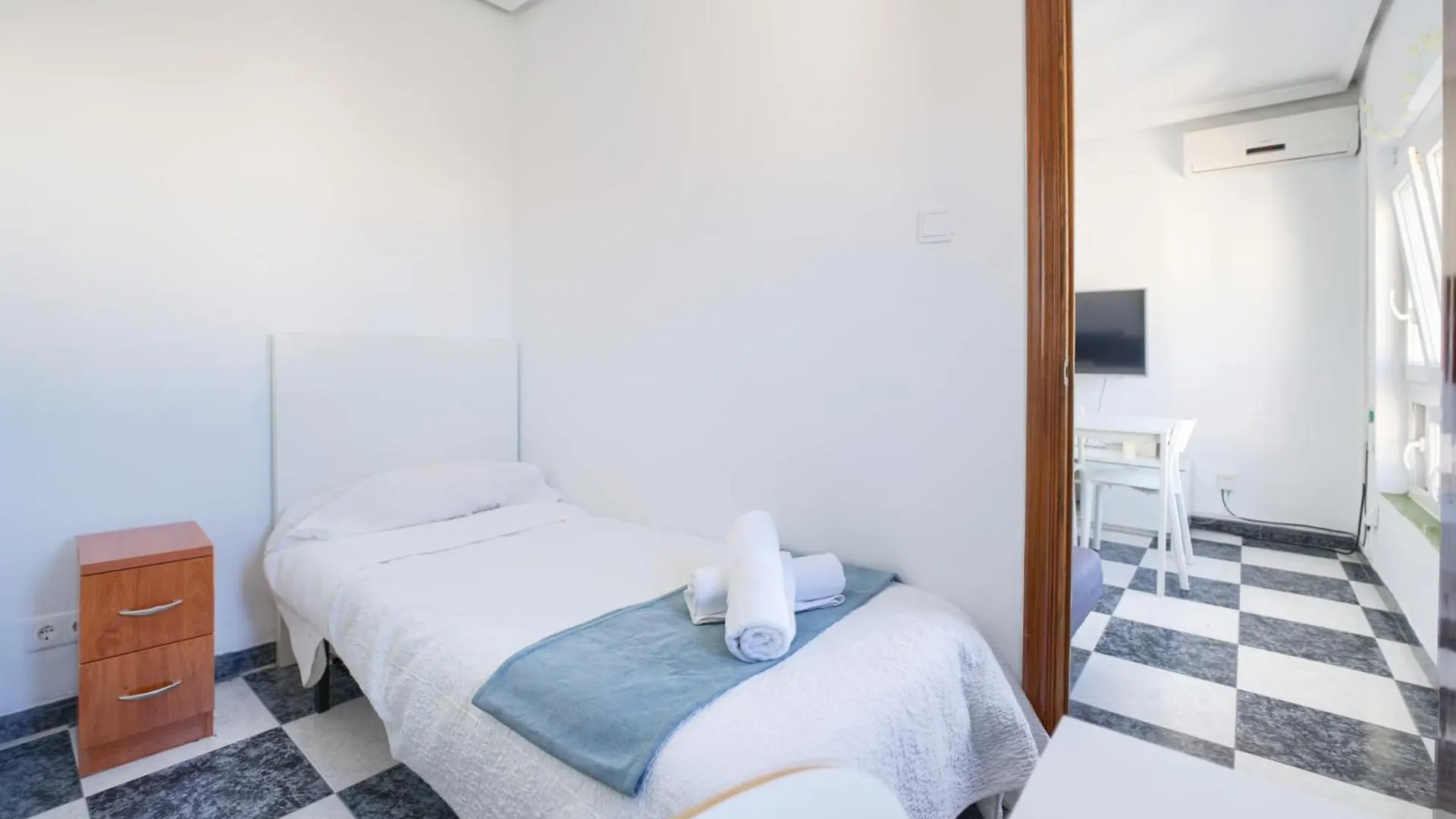 Apartamento Martinez Campos - Playa La Caleta Cadiz Apartment